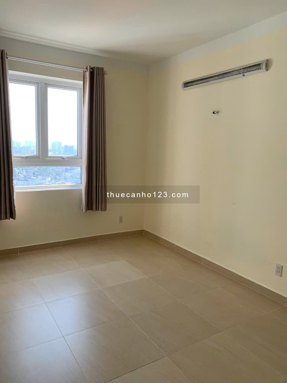 CẦN CHO THUÊ CĂN HỘ Q11, 107m2 3PN 3WC