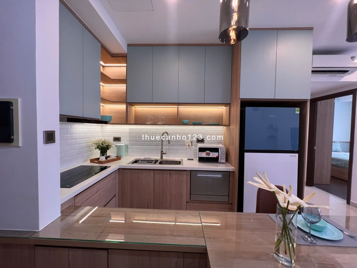 Cho Thuê Căn Hộ Sài Gòn Royal 2 Phòng ngủ giá rẻ, Quận 4