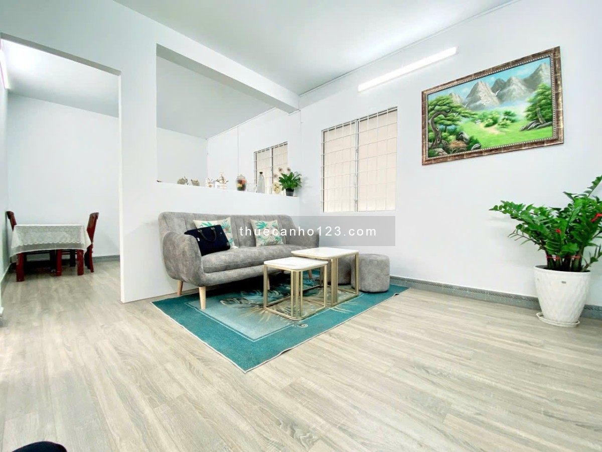 Căn hộ Bàu cát, Tân BÌnh: 2p ngủ, NTCB, ban công, 8tr