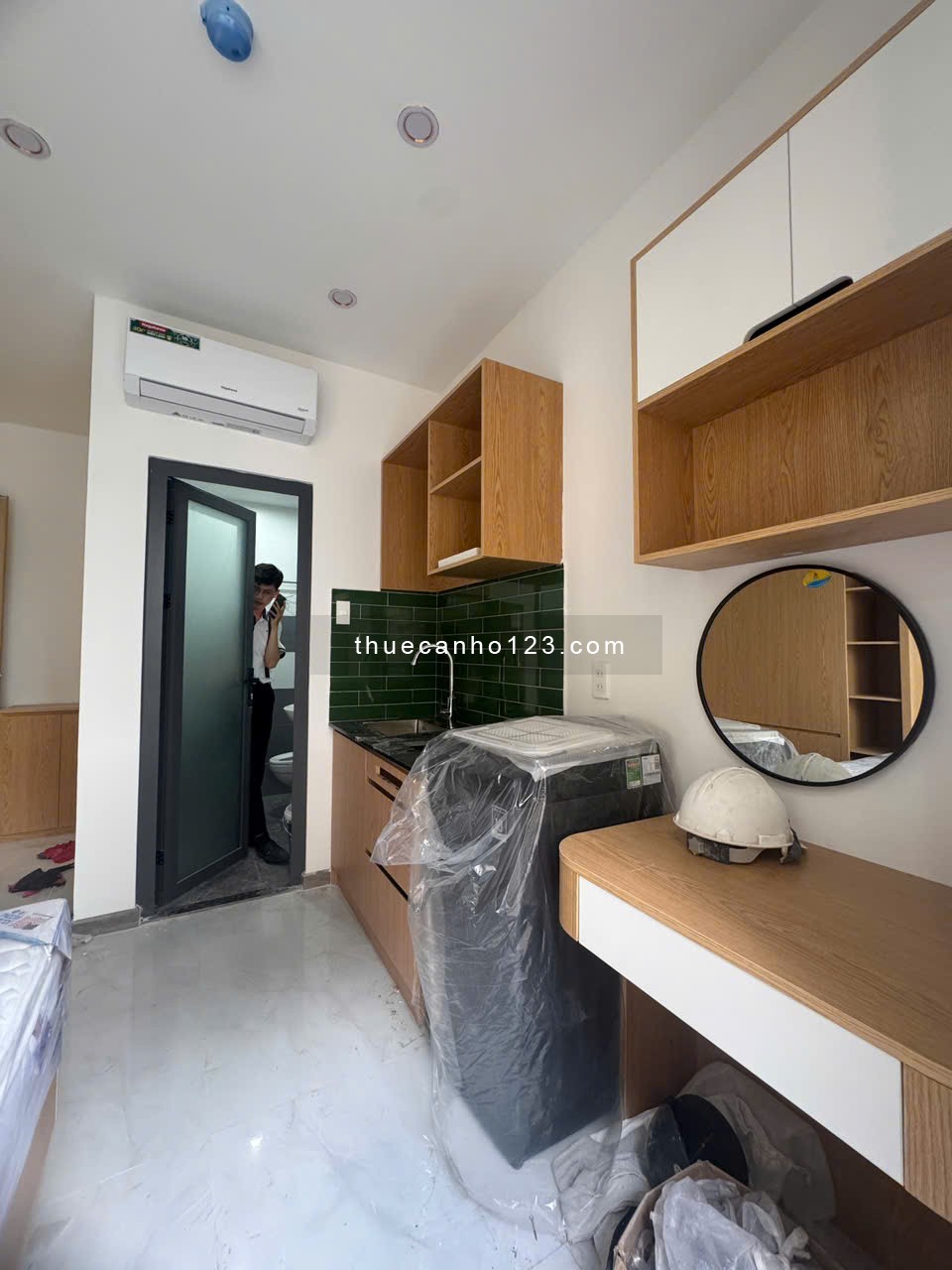 Nhà mới 100% – Tôn Thất Tùng, Quận 1