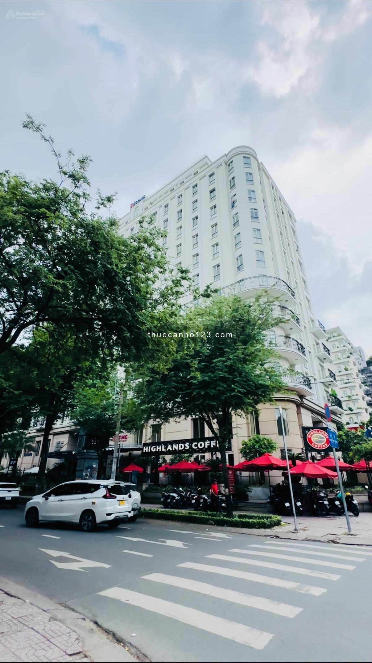 Cho thuê căn họ Saigon Pavillon, Quận 3, 65m2, 1 phòng ngủ