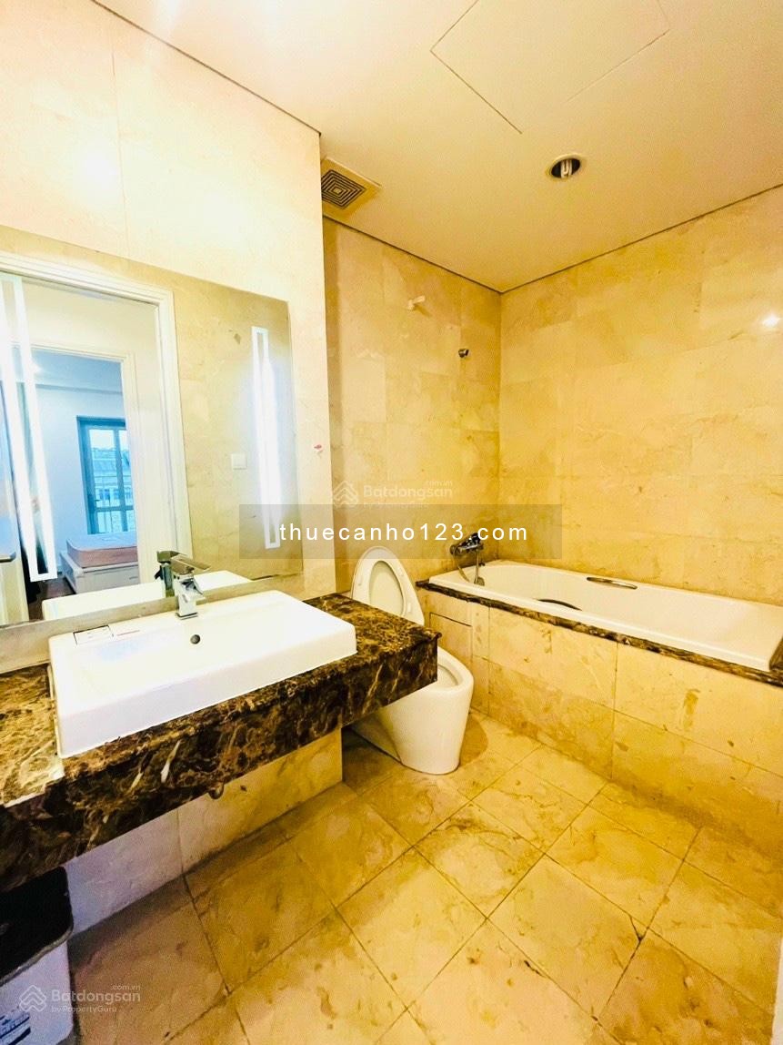 Cho thuê căn họ Saigon Pavillon, Quận 3, 65m2, 1 phòng ngủ