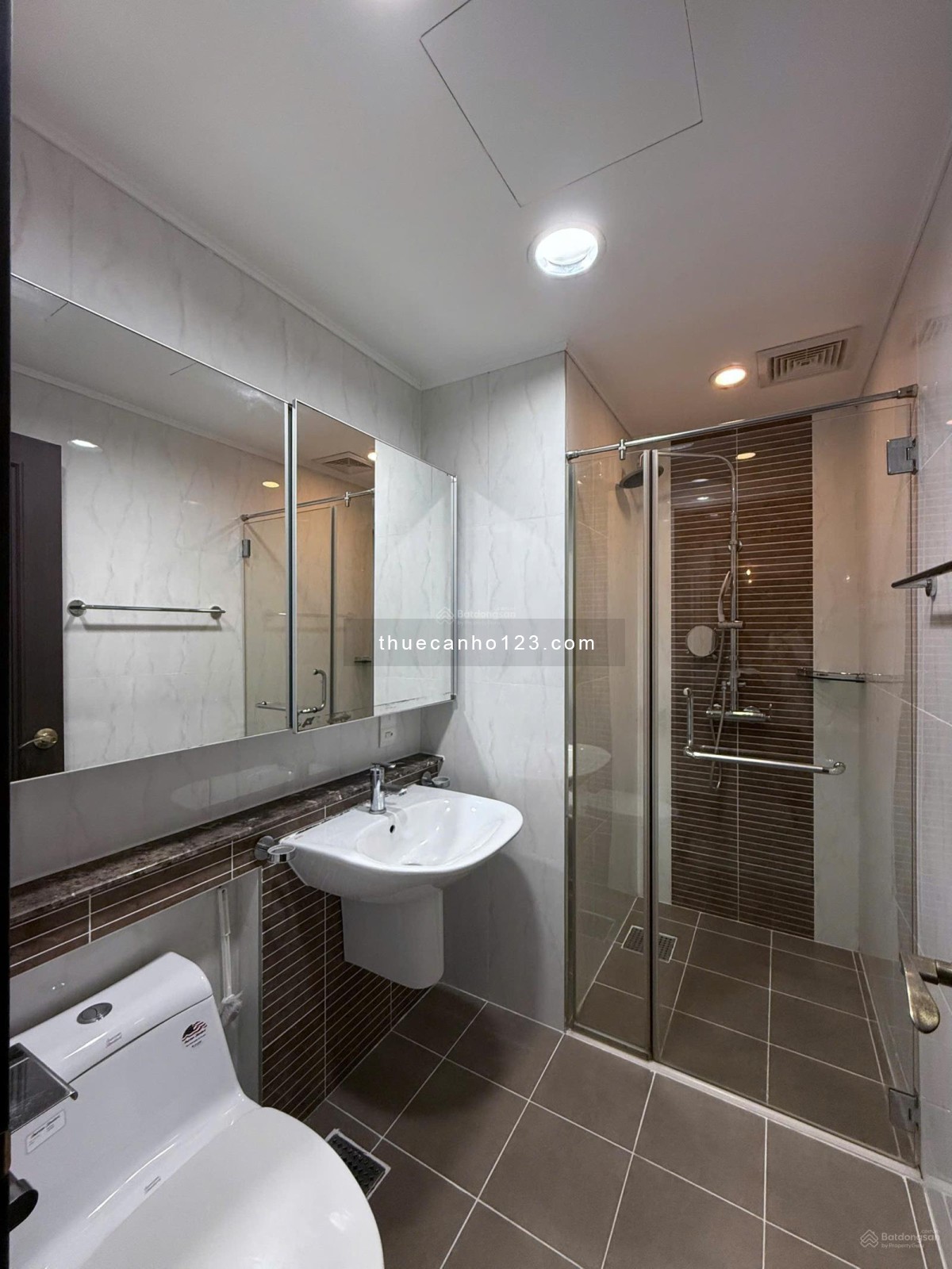 Căn hộ chung cư cao cấp tại Imperia An Phú, Quận 2, 3PN 3WC tầng trung số siêu đẹp.