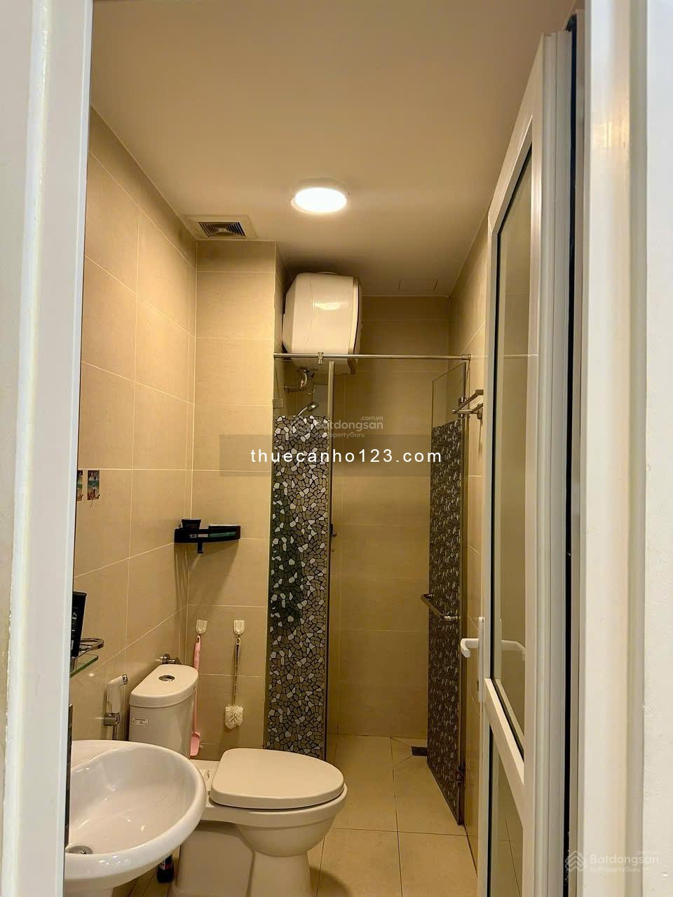 Cho thuê căn hộ chung cư tại Moonlight Park View, 60m2, 2 Phòng ngủ + 1 WC