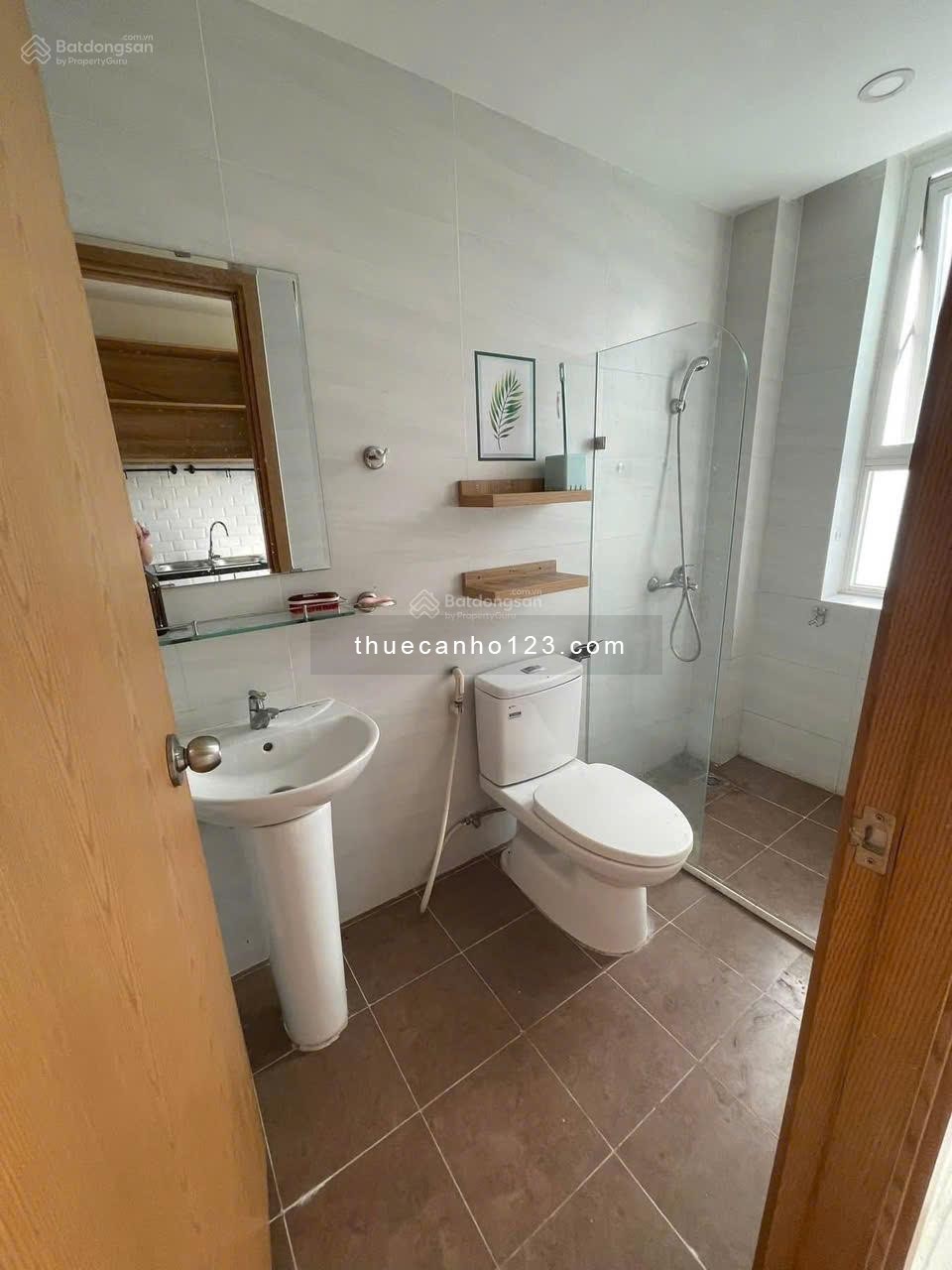 Căn hộ chung cư tại Starlight Riverside 2 phòng ngủ và 2 toilet, 8 triệu