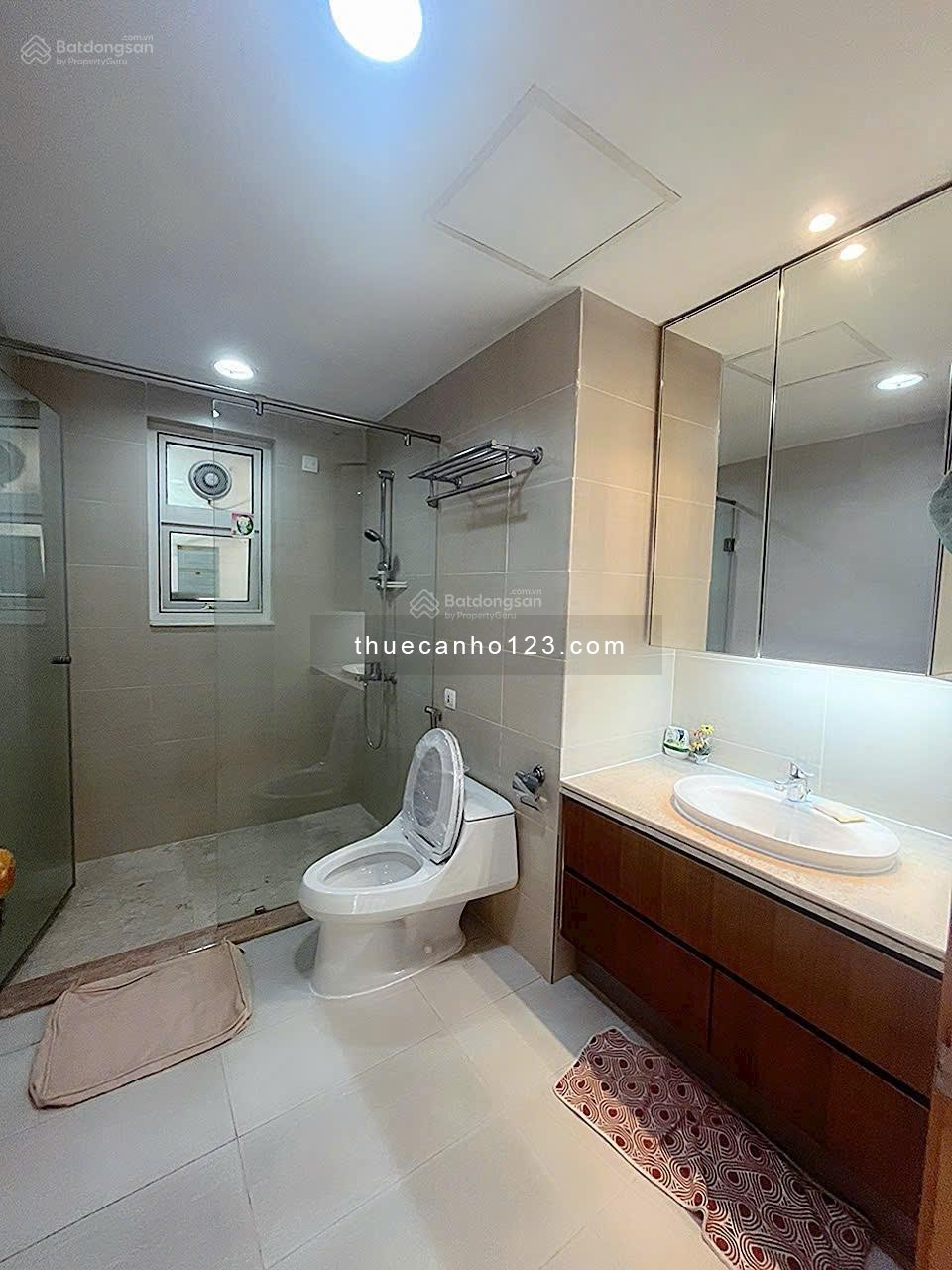 ho thuê căn hộ cao cấp 140m² gồm 3PN 3WC ở chung cư Saigon Pearl