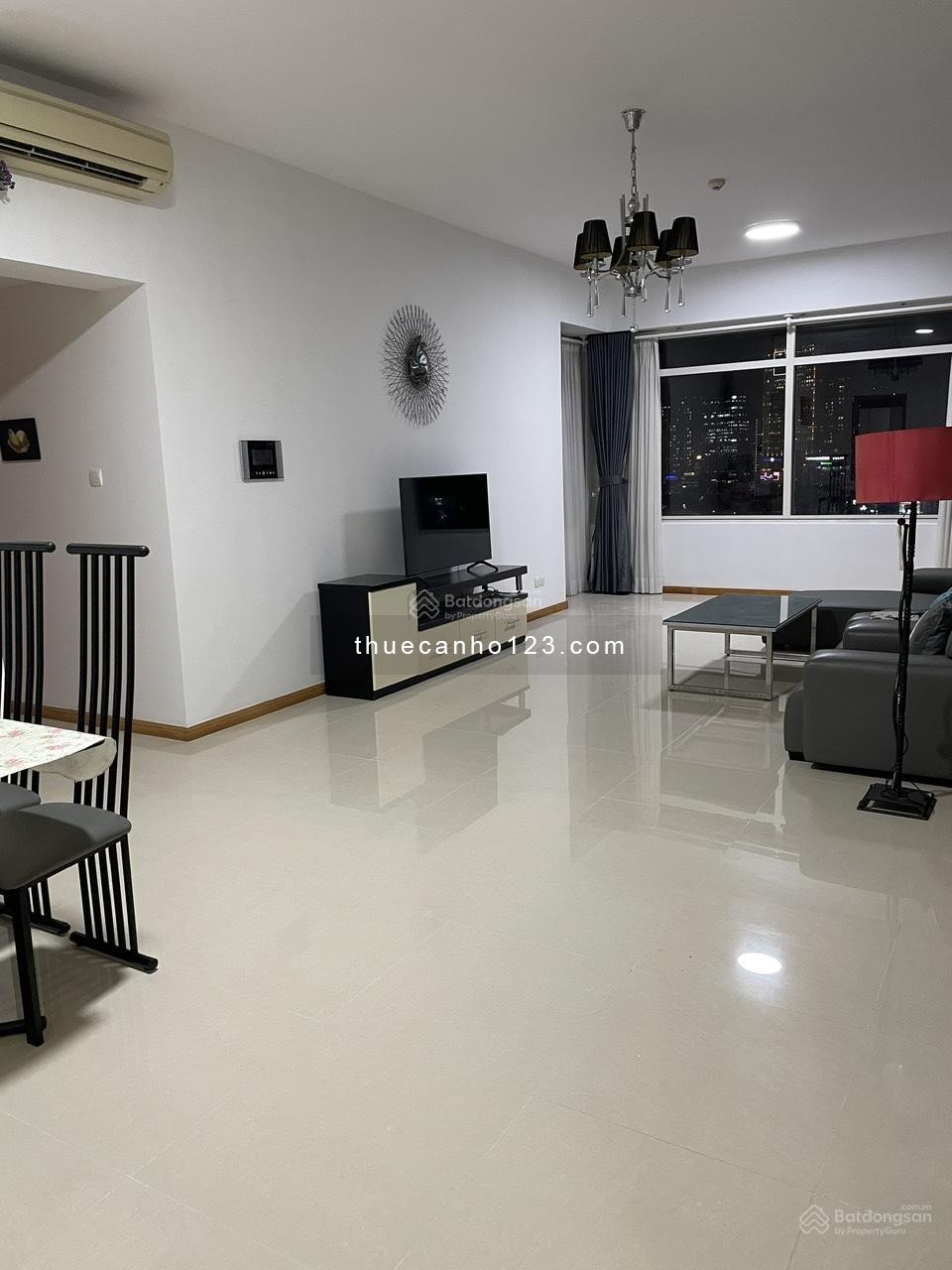ho thuê căn hộ cao cấp 140m² gồm 3PN 3WC ở chung cư Saigon Pearl