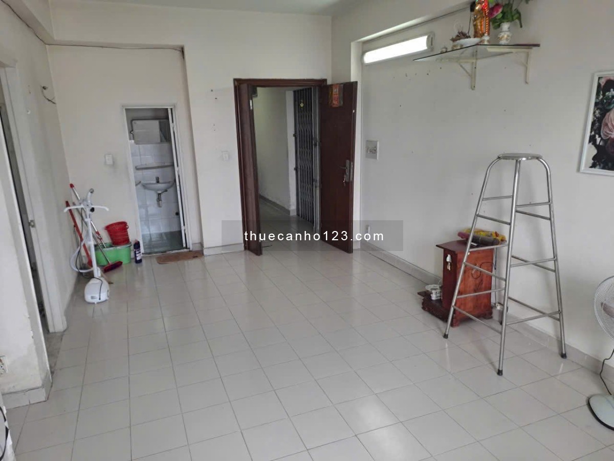 Chung cư Bàu Cát, Hồng Lạc, TB: 2p ngủ, 2wc, 80m2, 8tr/th