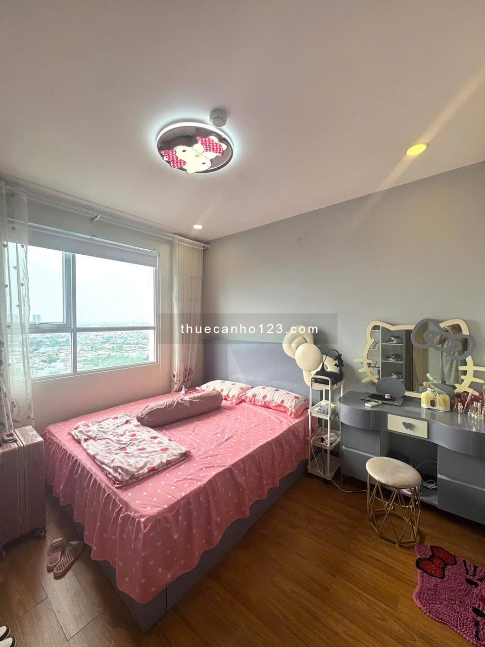 Chung cư Lê Quang Định, P2, BT: 13triệu, 3p ngủ, full NT, ban công