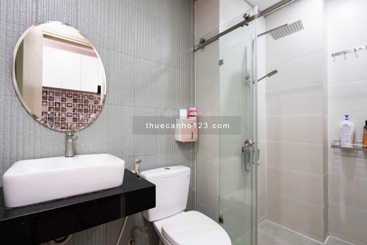 Cần cho thuê căn hộ 1 PN River Gate Quận 4