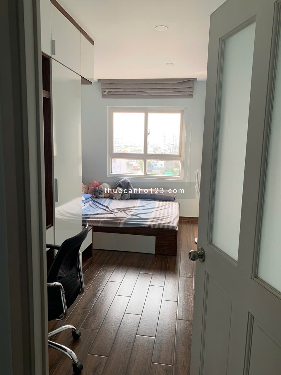 C/c Phú Đạt - P25- Bình Thanh: 93m2, 3PN, 2WC, Nội thất, 13tr/th.