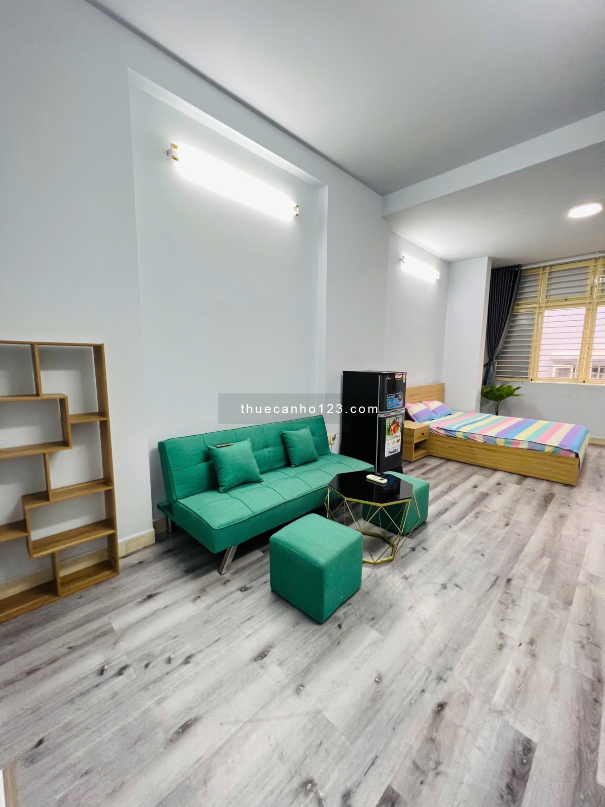 Cho thuê căn hộ rộng full nội thất, cửa sổ trời Vĩnh Hội Q4 gần ĐH Luật, Khánh Hội, chợ Xóm Chiếu