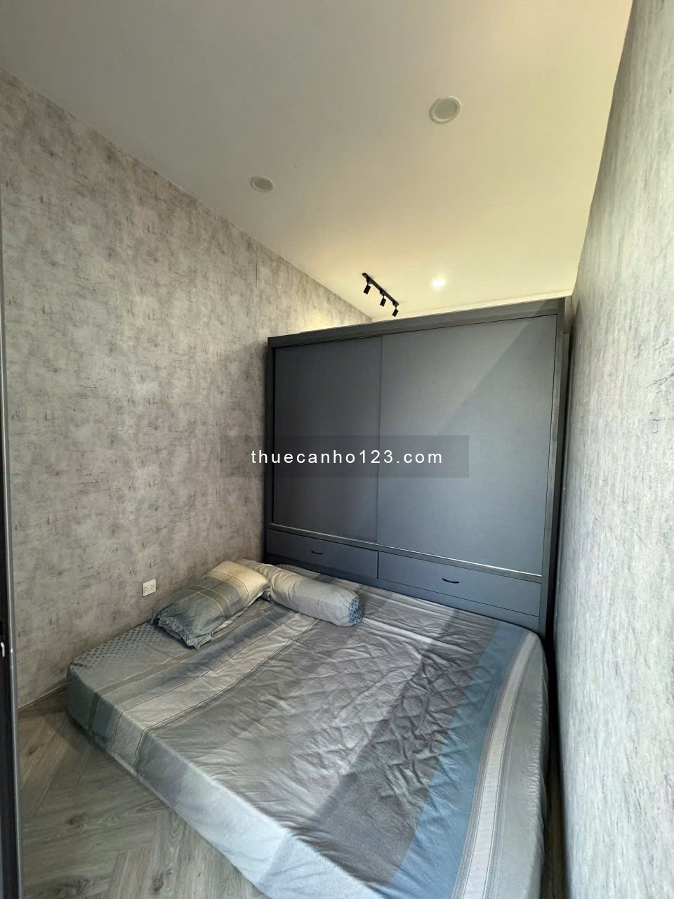 Cho Thuê Căn Hộ River Gate làm văn phòng Quận 4