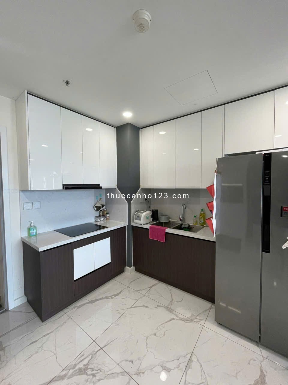 CHung cư Satra, Phan Đăng Lưu, PN: 115m2, 3p ngủ, NTCC, 22triệu/tháng