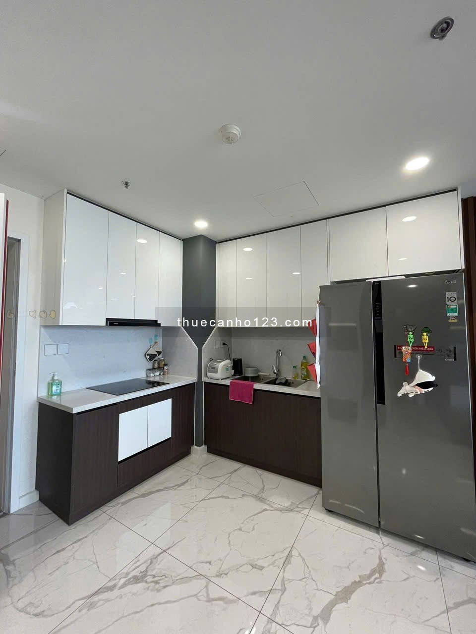 CHung cư Satra, Phan Đăng Lưu, PN: 115m2, 3p ngủ, NTCC, 22triệu/tháng