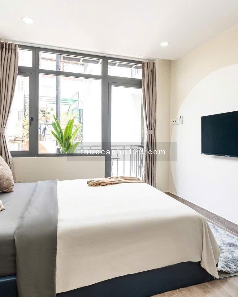 Cho thuê căn hộ 1 phòng ngủ gần sân bay Tân Sơn Nhất, ban công thoáng mát