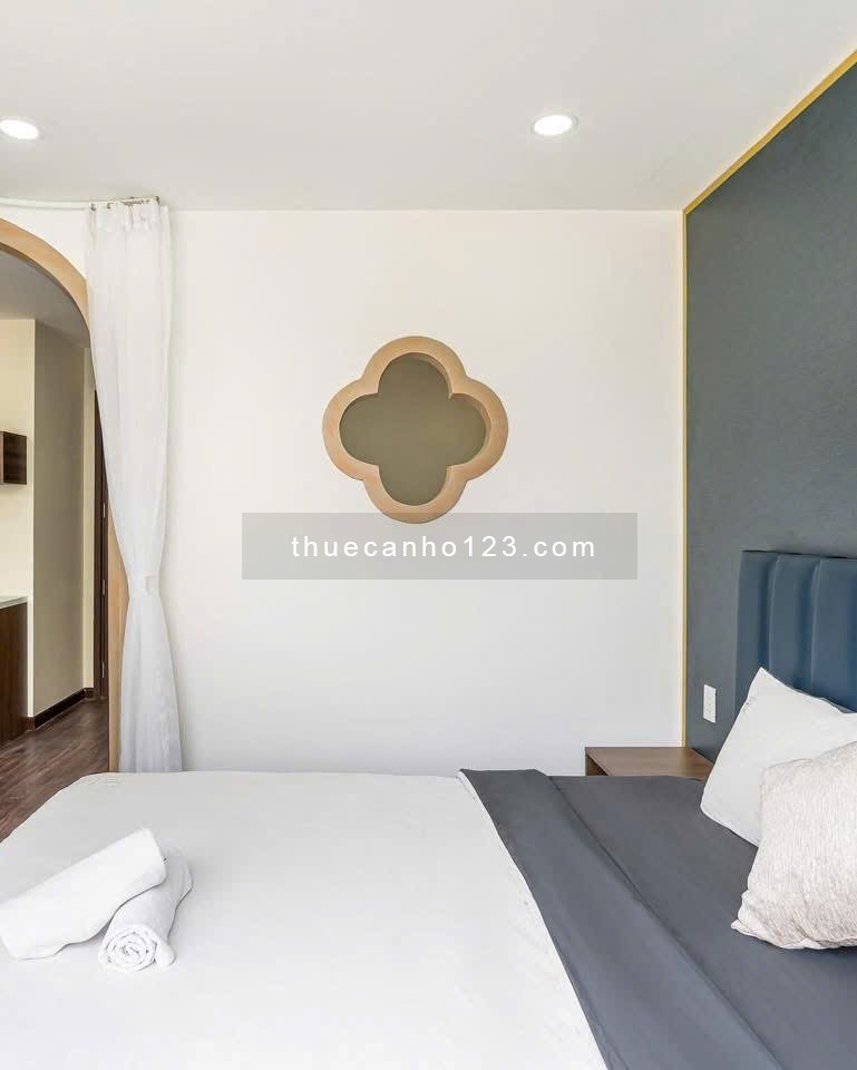 Cho thuê căn hộ 1 phòng ngủ gần sân bay Tân Sơn Nhất, ban công thoáng mát