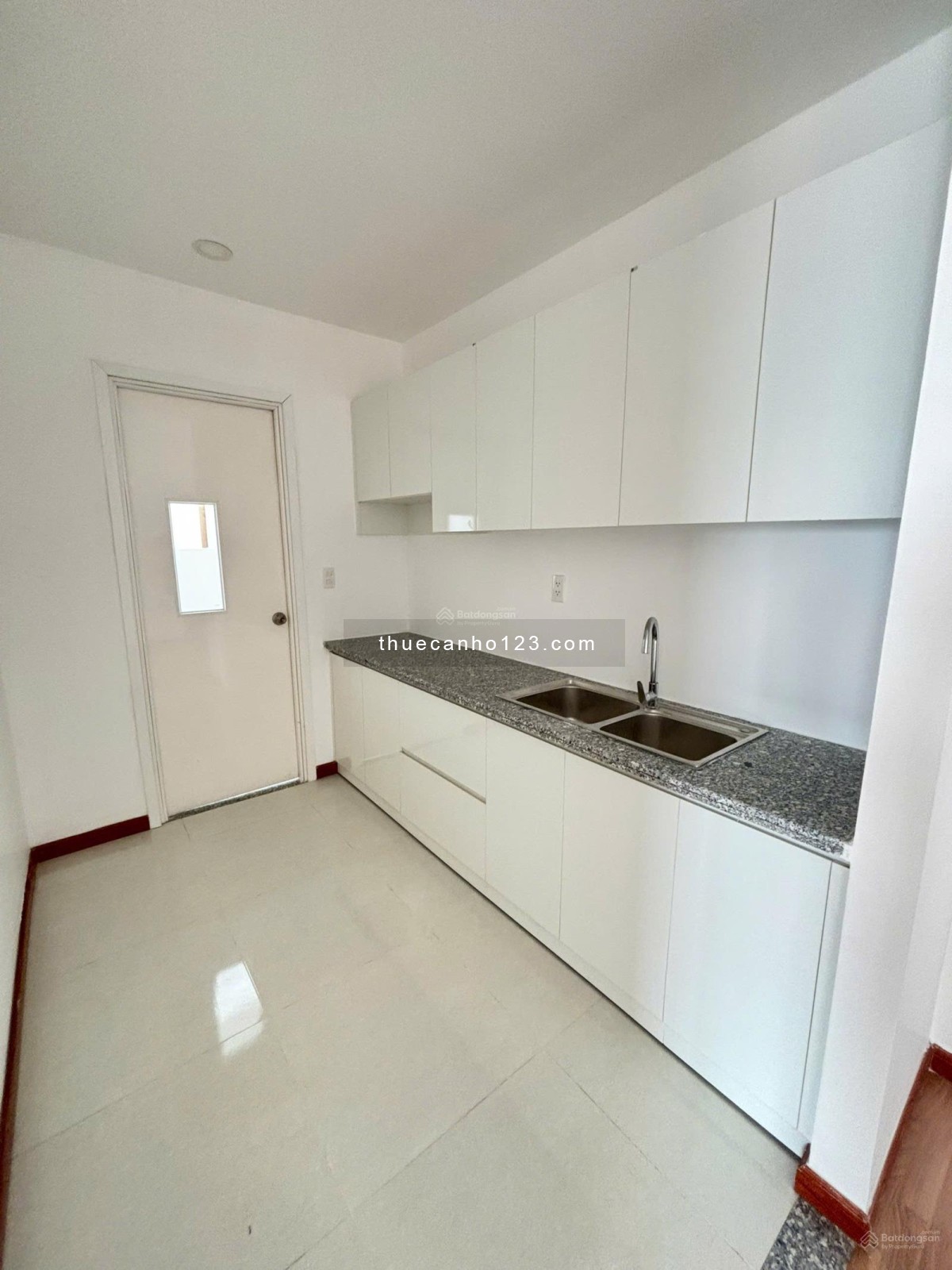 Thuê căn hộ tại City Gate Towers, Võ Văn Kiệt, Quận 83m²- 2PN 2WC.