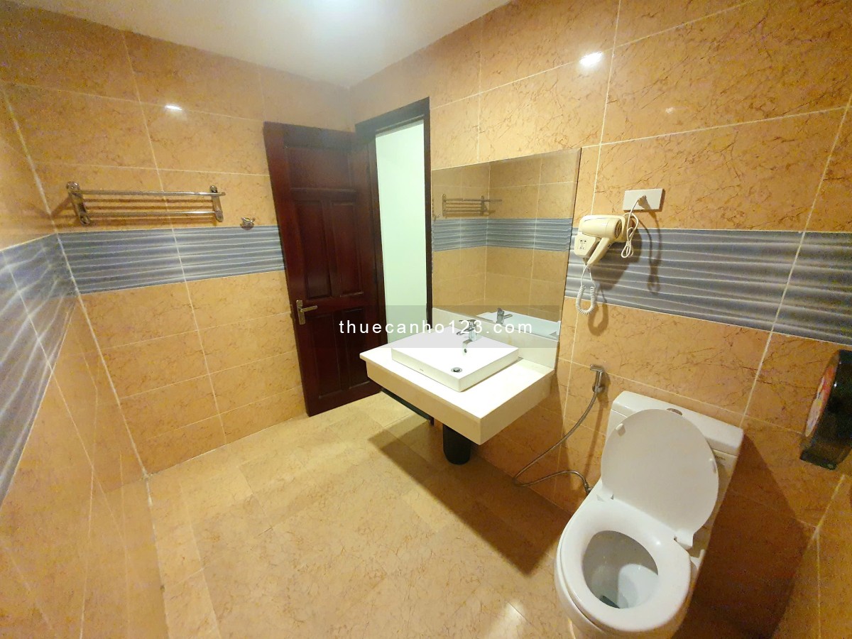 Cho thuê phòng giá rẻ ở tháng Trần Phú, gần biển, gần trung tâm