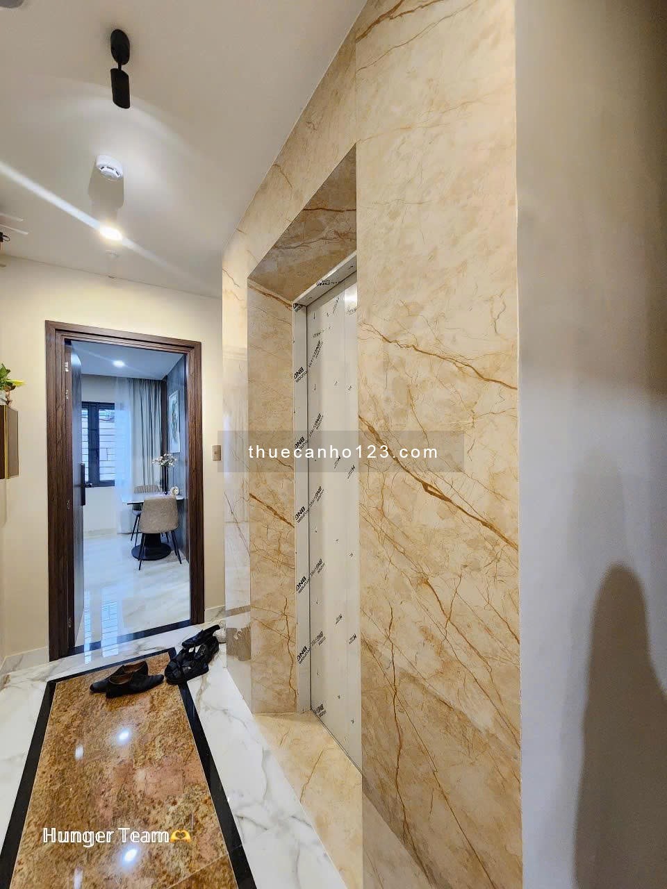 Căn hộ cho thuê ngay Q1 máy giặt riêng, ban công, gần Cầu Kiệu, chợ Tân Định, CV Lê Văn Tám, Ba Son