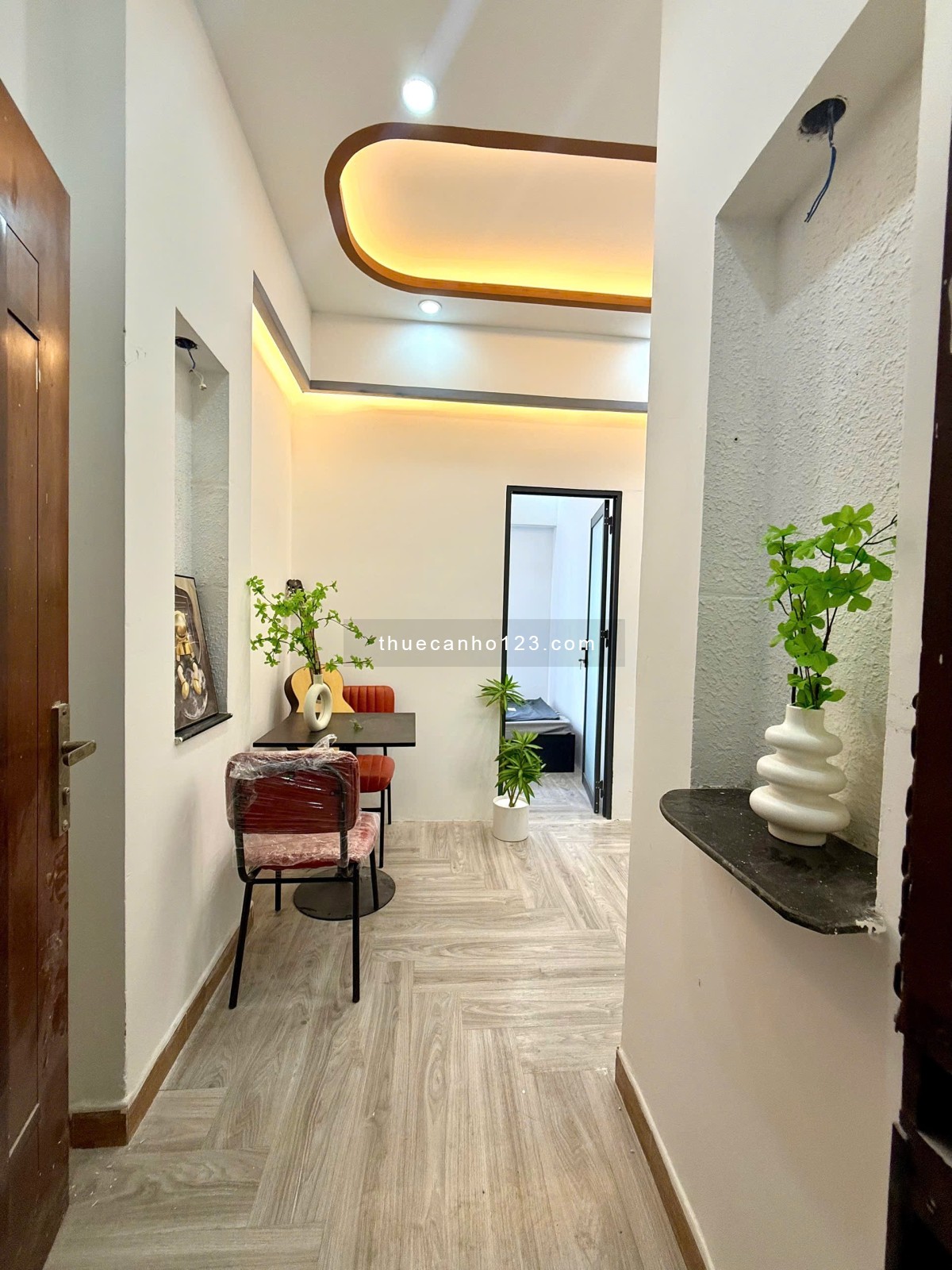 Cho Thuê Căn 2 Phòng Ngủ Mới Xây Ở Đường 3 Tháng 2 Q10 gần Hà Đô, Cư Xá Đô Thành, Vincom Plaza 3/2