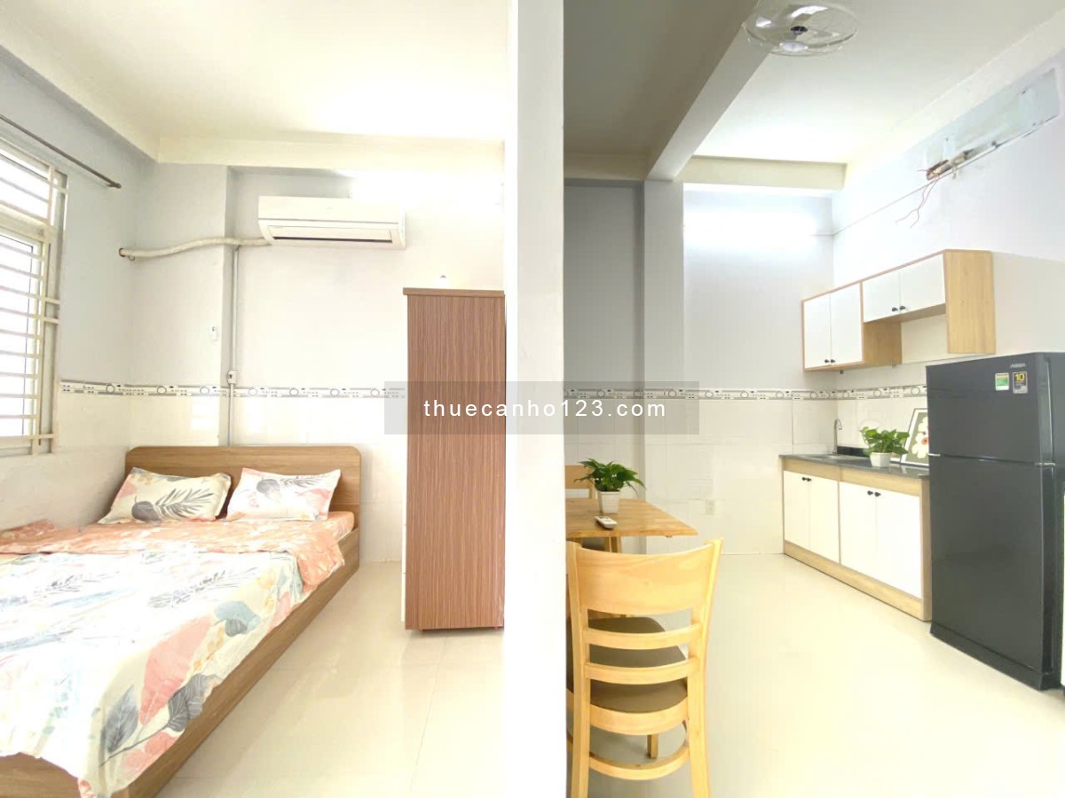 Căn hộ Quận 1 – Gần chợ Tân Định, công viên Lê Văn Tám, có thang máy, ban công thoáng