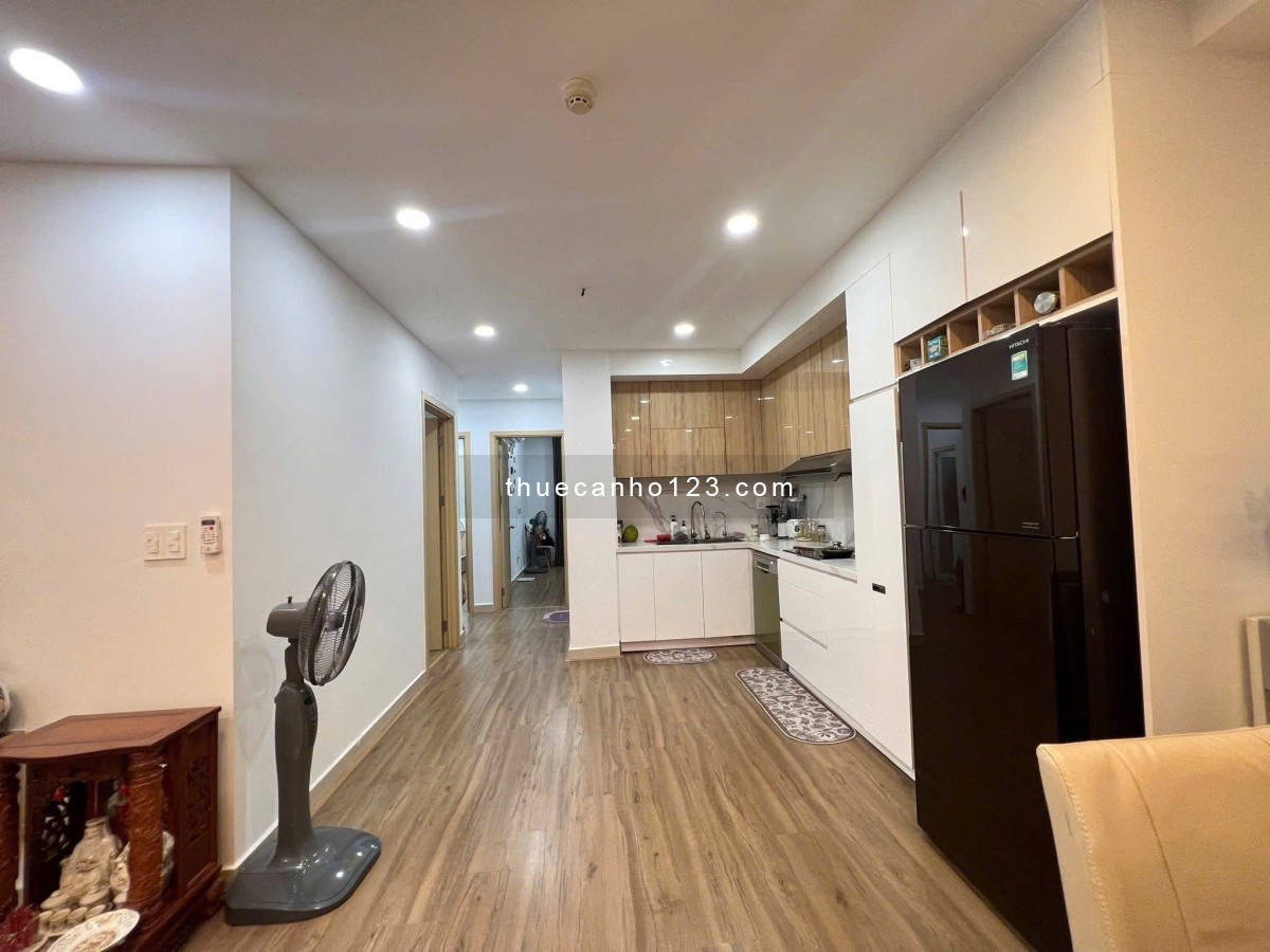 13tr/tháng, Nội thất, 90m2, 2PN. 2WC, C/c Screc, TRường Sa. Q3.