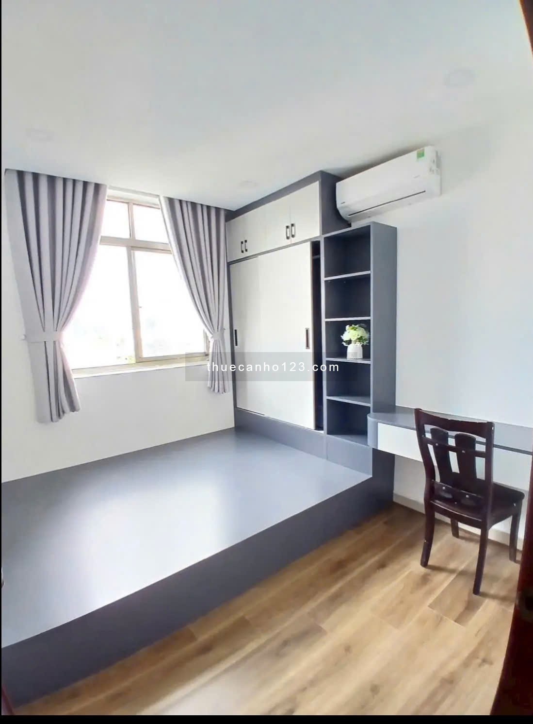 83m2, 2PN, 2WC, Căn góc, Nội thất, 13tr/th, Chung cư Screc, Trường Sa, Q3