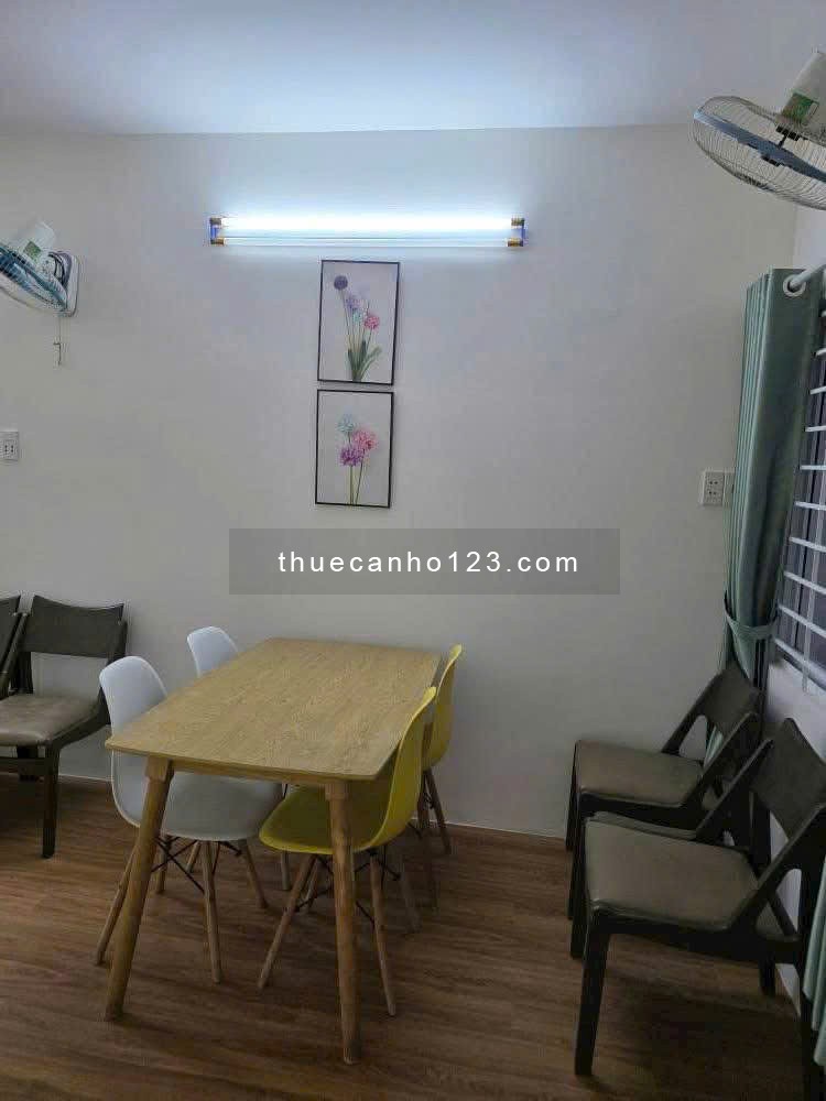 Căn hộ 40m2,1P ngủ, wc , C/c Bàu Cát, p10, TB,5tr/th. Thang bộ
