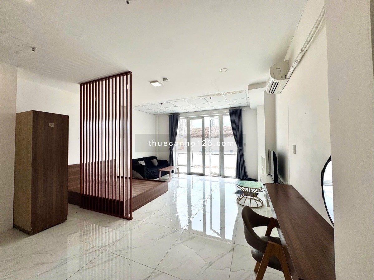 Cho thuê căn hộ – Đề Thám, Quận 1 – Ban công rộng – Gần phố đi bộ Bùi Viện, chợ Bến Thành Nguyễn Huệ
