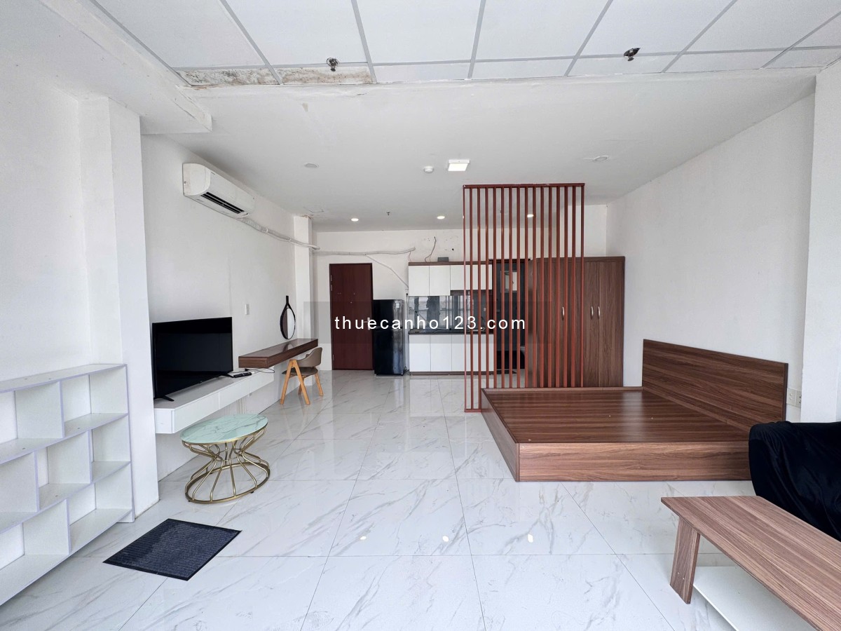 Cho thuê căn hộ – Đề Thám, Quận 1 – Ban công rộng – Gần phố đi bộ Bùi Viện, chợ Bến Thành Nguyễn Huệ