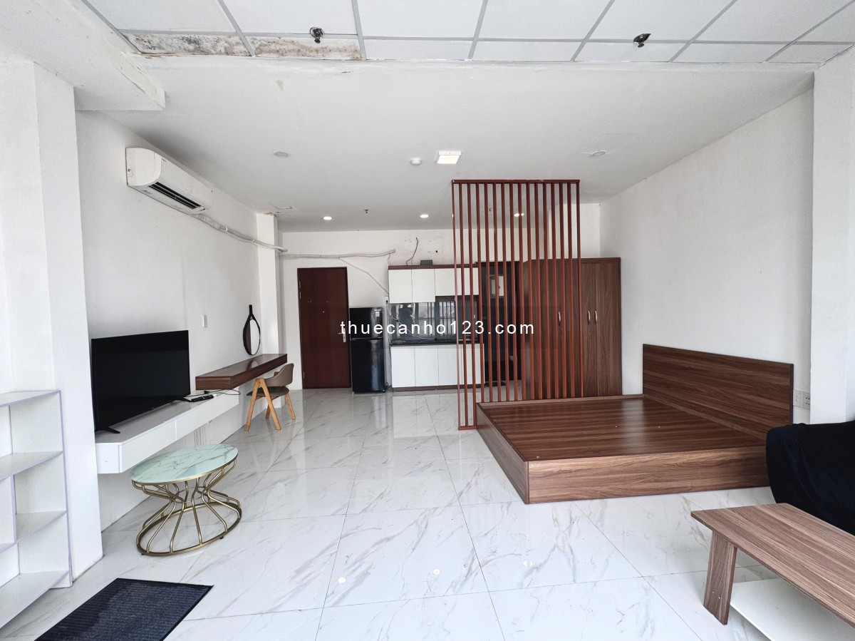 Cho thuê căn hộ – Đề Thám, Quận 1 – Ban công rộng – Gần phố đi bộ Bùi Viện, chợ Bến Thành Nguyễn Huệ