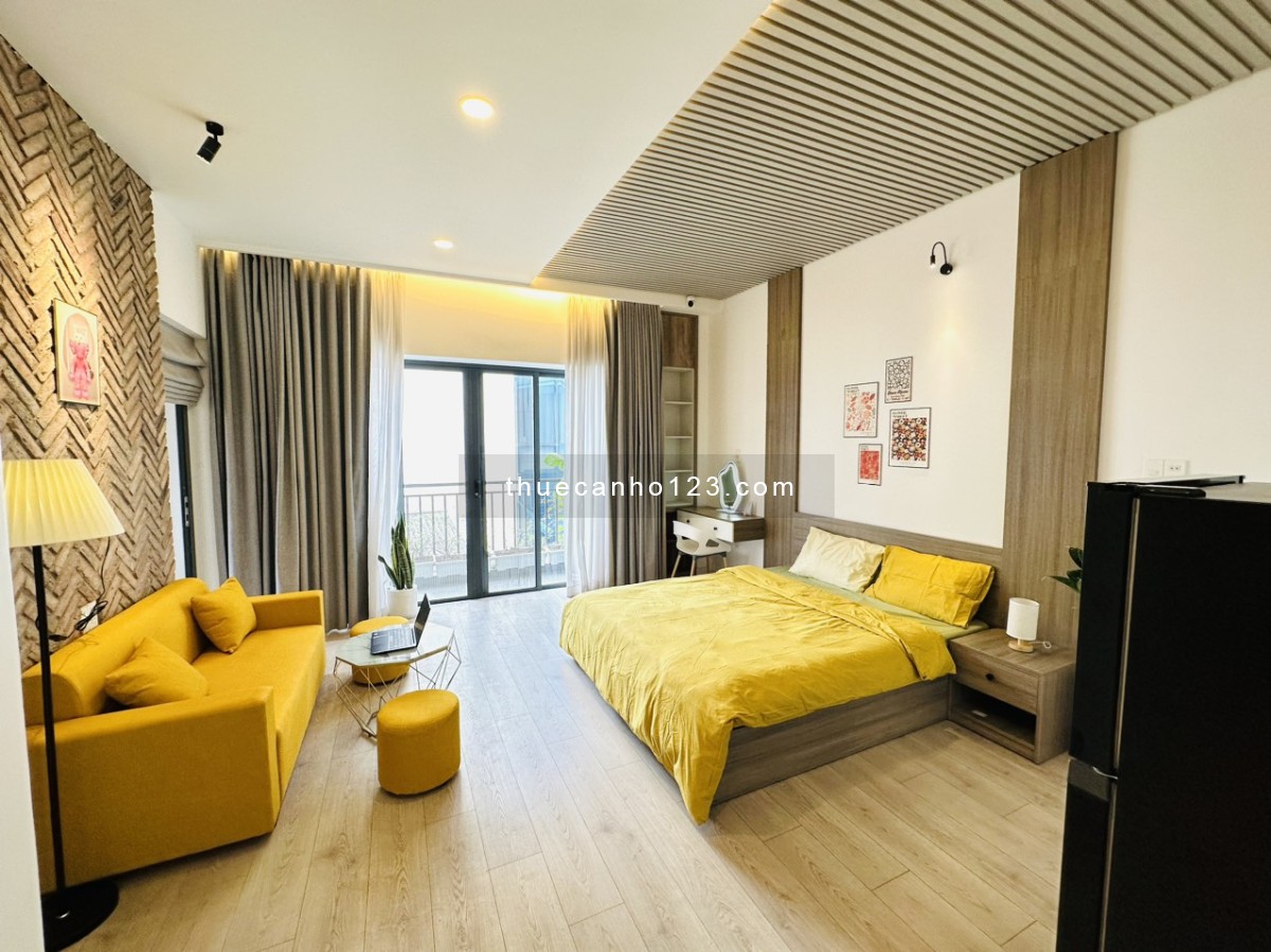 Cho thuê căn hộ quận 3 cửa sổ trời tách bếp, ban công gần ĐH Sư Phạm, cầu Lê Văn Sỹ, Phú Nhuận, Bình