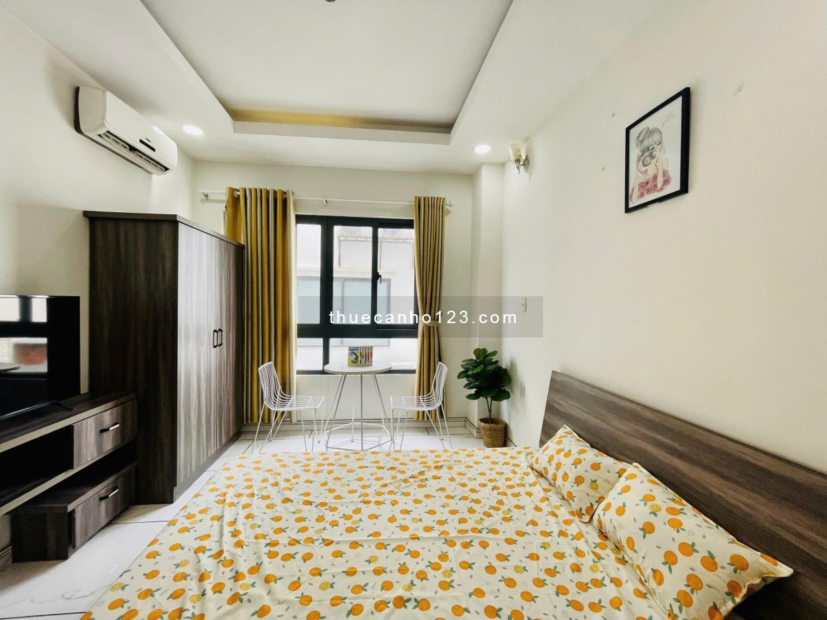 Studio Bình Quới có cửa sổ thoáng mát, yên tĩnh, thang máy, nước nóng năng lượng.