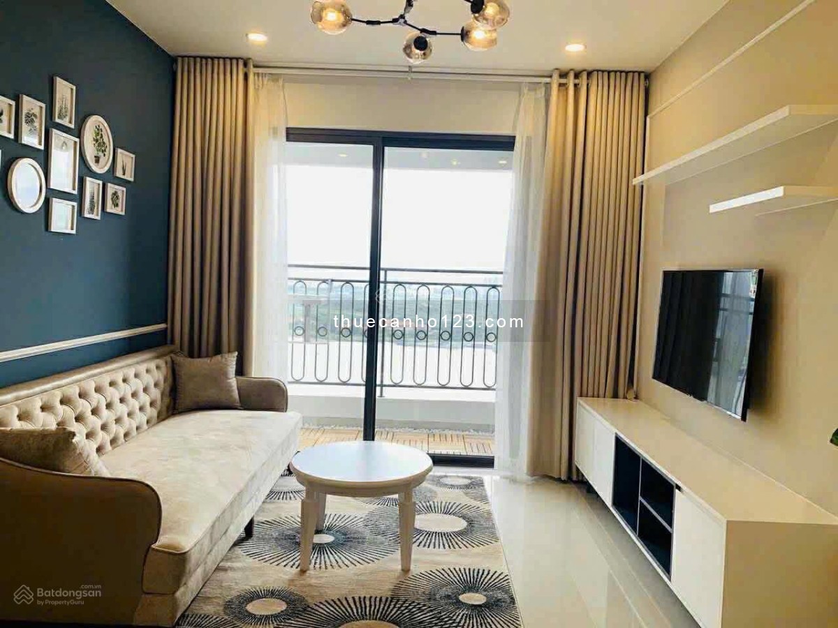 Cho thuê Sài Gòn Royal, quận 4, 86m², căn góc thoáng mát