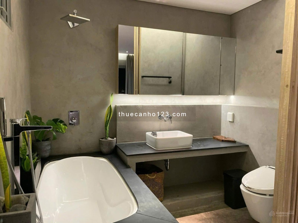 CC Palm Heights cho thuê 4PN và 3WC, view sông cực chill