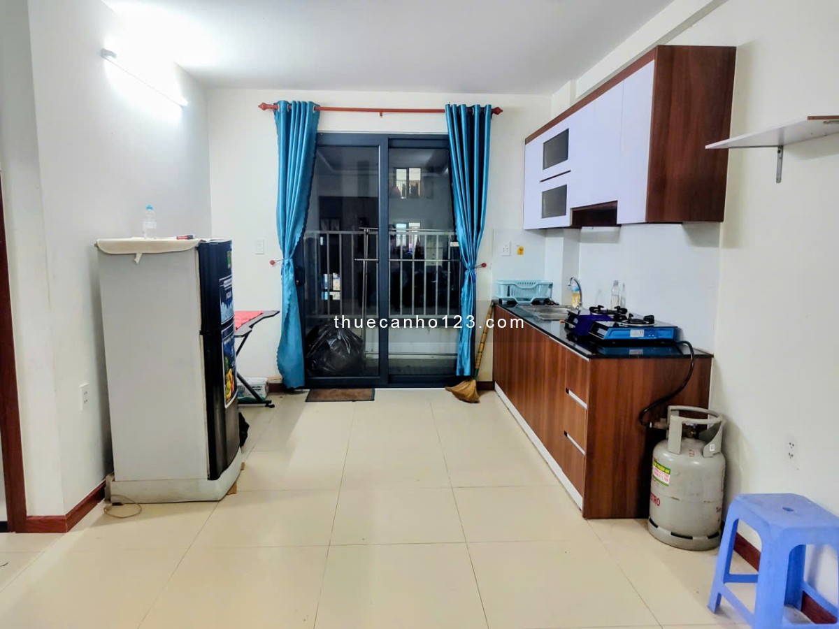 Cho thuê căn 2PN 1WC, 52m2, dự án CC Iris Tower Bình Hòa