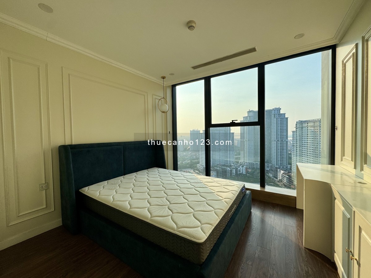 Cho thuê căn hộ CC Sunshine City - Ciputra 22 triệu, 99m2, 3PN, 2WC, 2 Logia