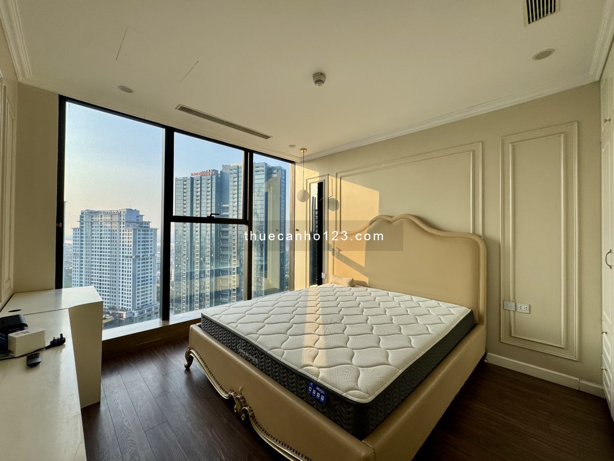 Cho thuê căn hộ CC Sunshine City - Ciputra 22 triệu, 99m2, 3PN, 2WC, 2 Logia