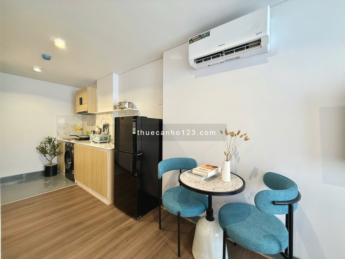 Cho thuê căn hộ Quận 3_nhà mới full nội thất_35m2 - Ban công - Thang máy, ngay trung tâm