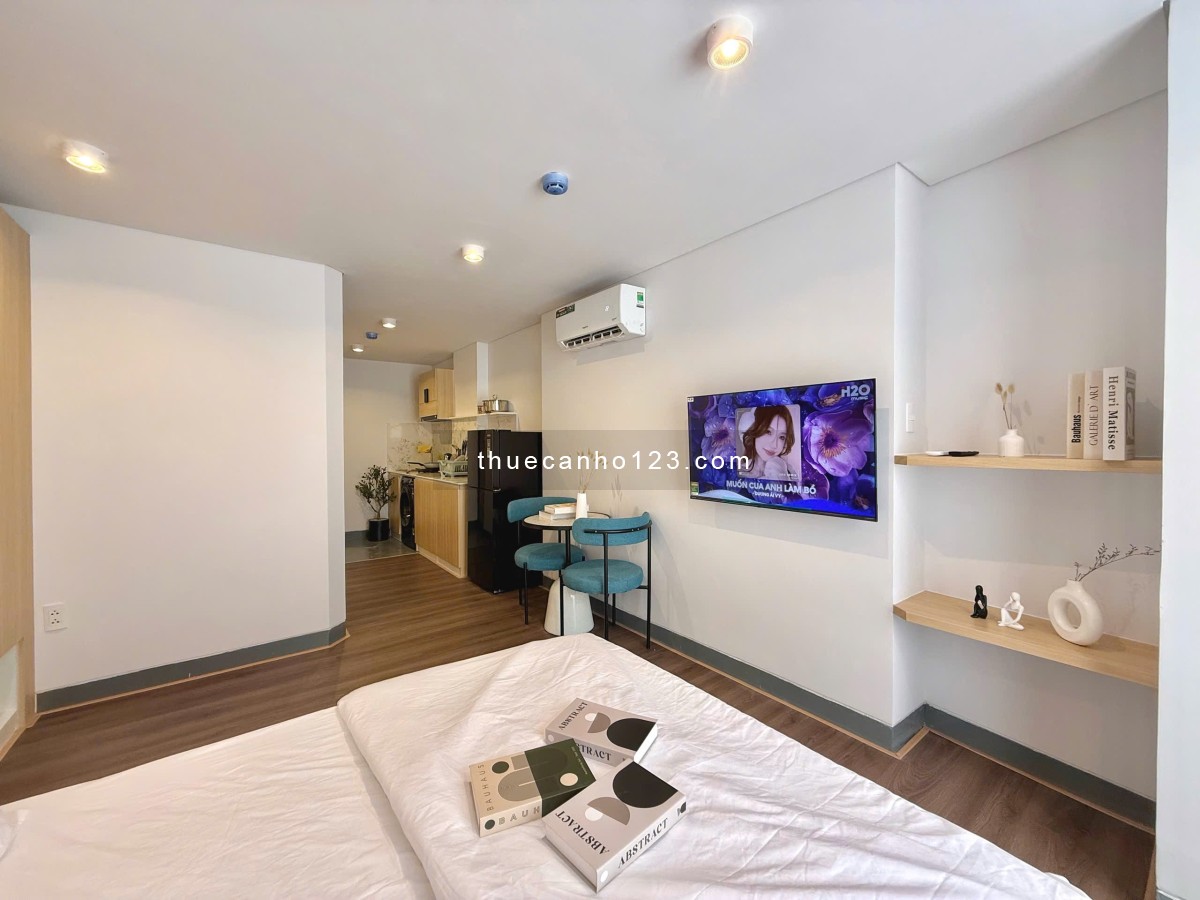Cho thuê căn hộ Quận 3_nhà mới full nội thất_35m2 - Ban công - Thang máy, ngay trung tâm