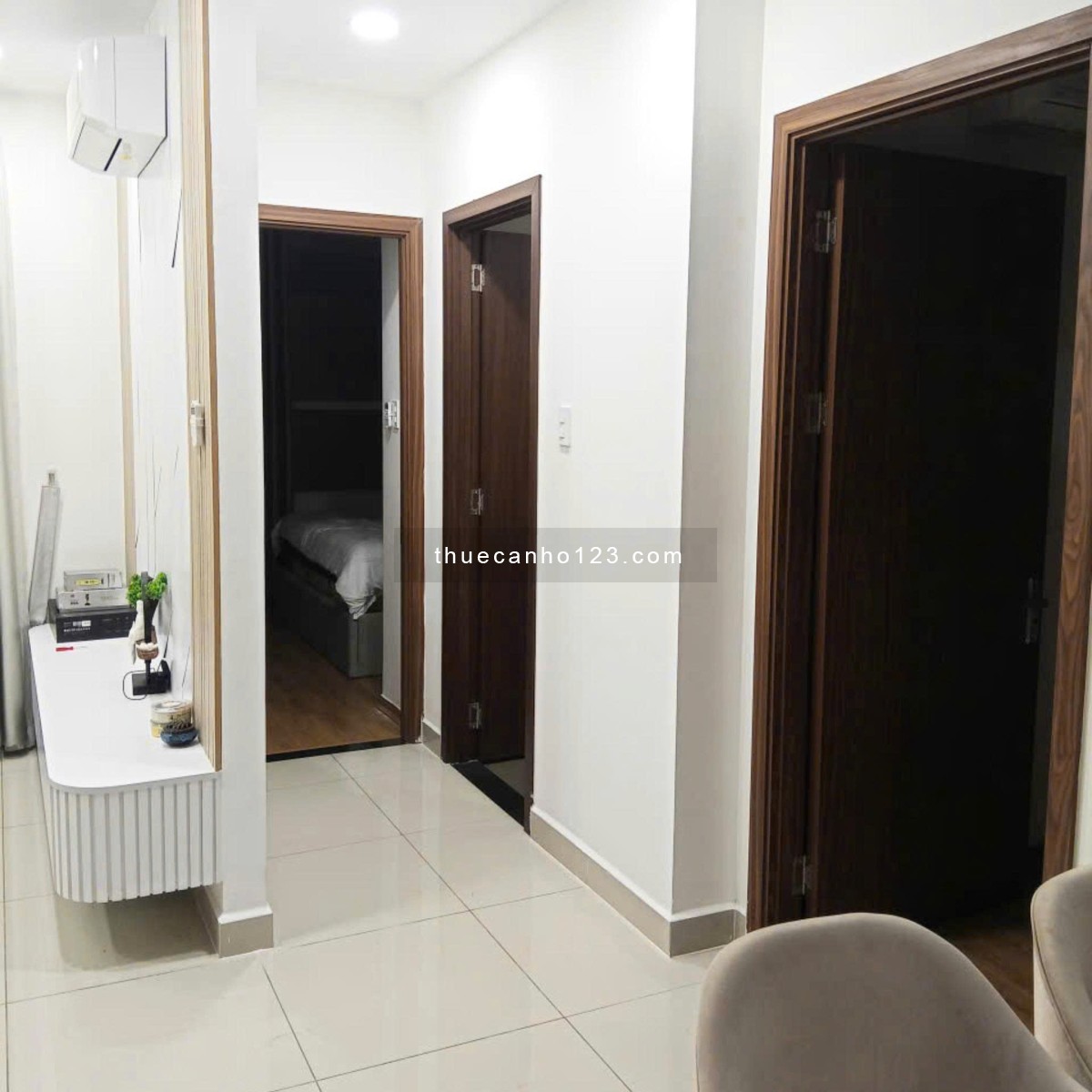 CHO THUÊ CĂN HỘ 2PN 2WC FULL NỘI THẤT CAO CẤP GIÁ CHỈ 12-13TR/THÁNG