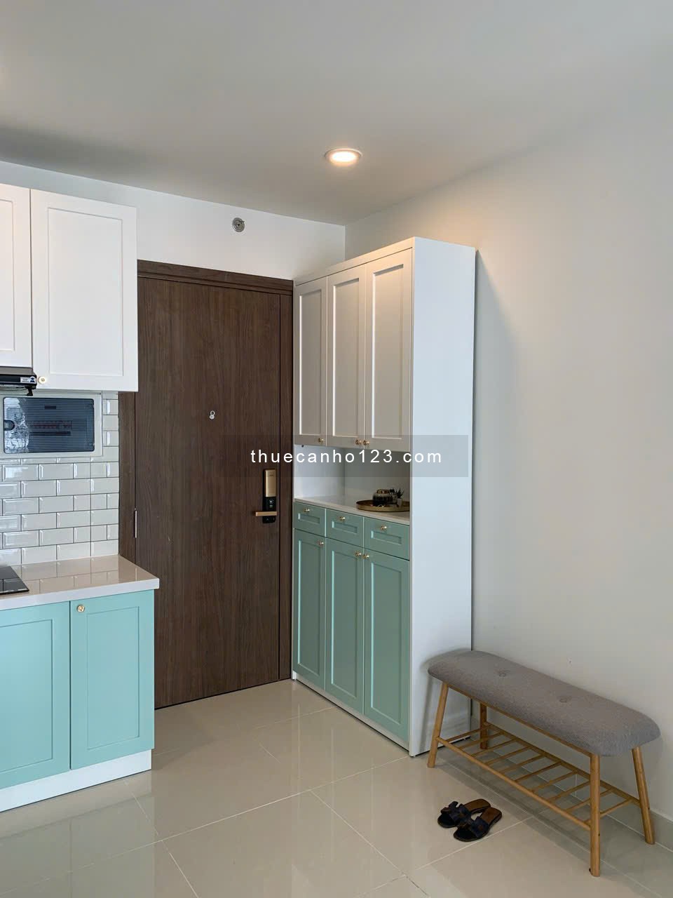 Cho Thuê 2 Phòng ngủ Đẹp Sài Gòn Royal Quận 4