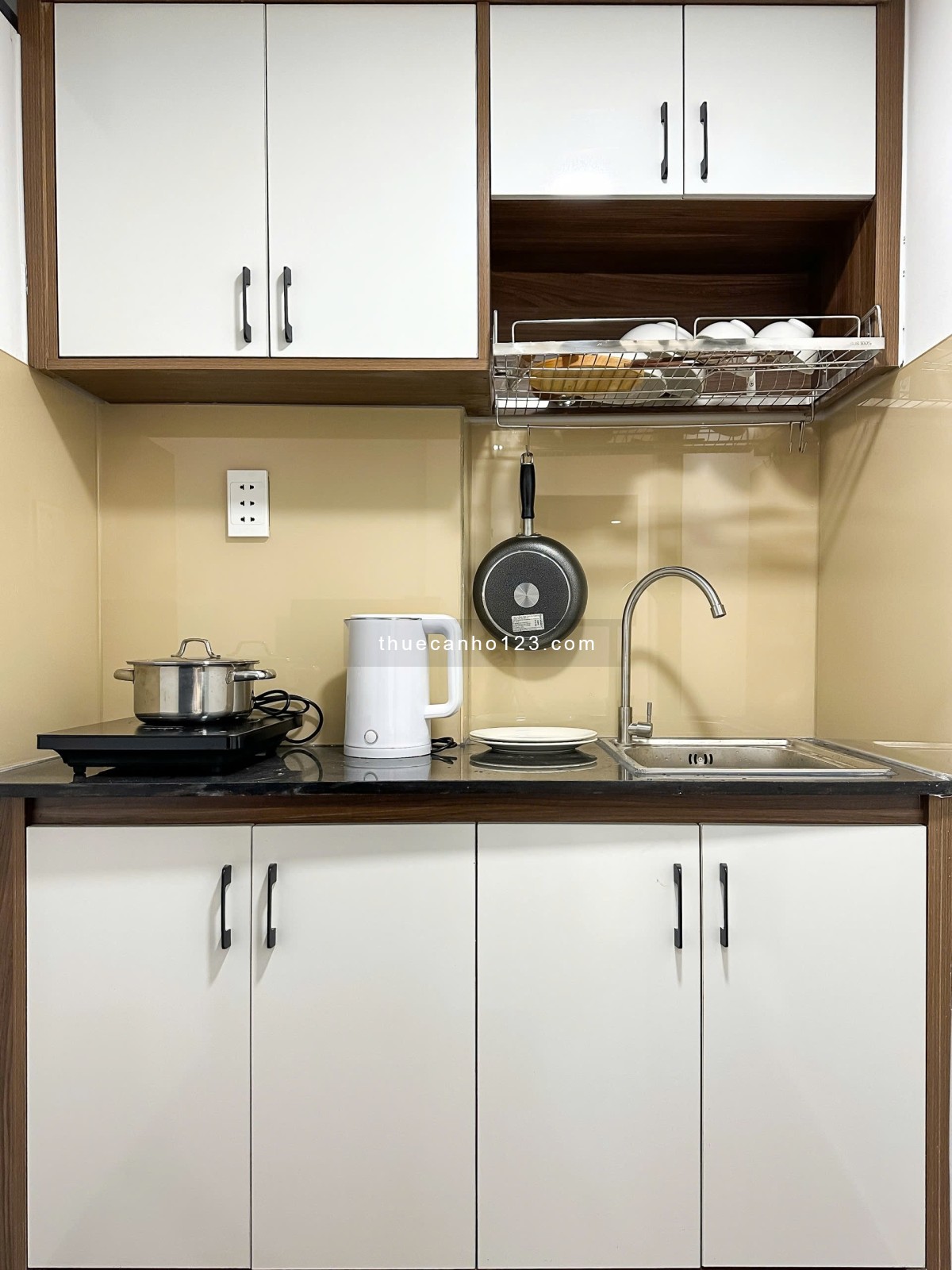 Cho thuê căn hộ mini 1PN – Đường Trần Hưng Đạo, Quận 5 – Gần ĐH Y Dược TP.HCM