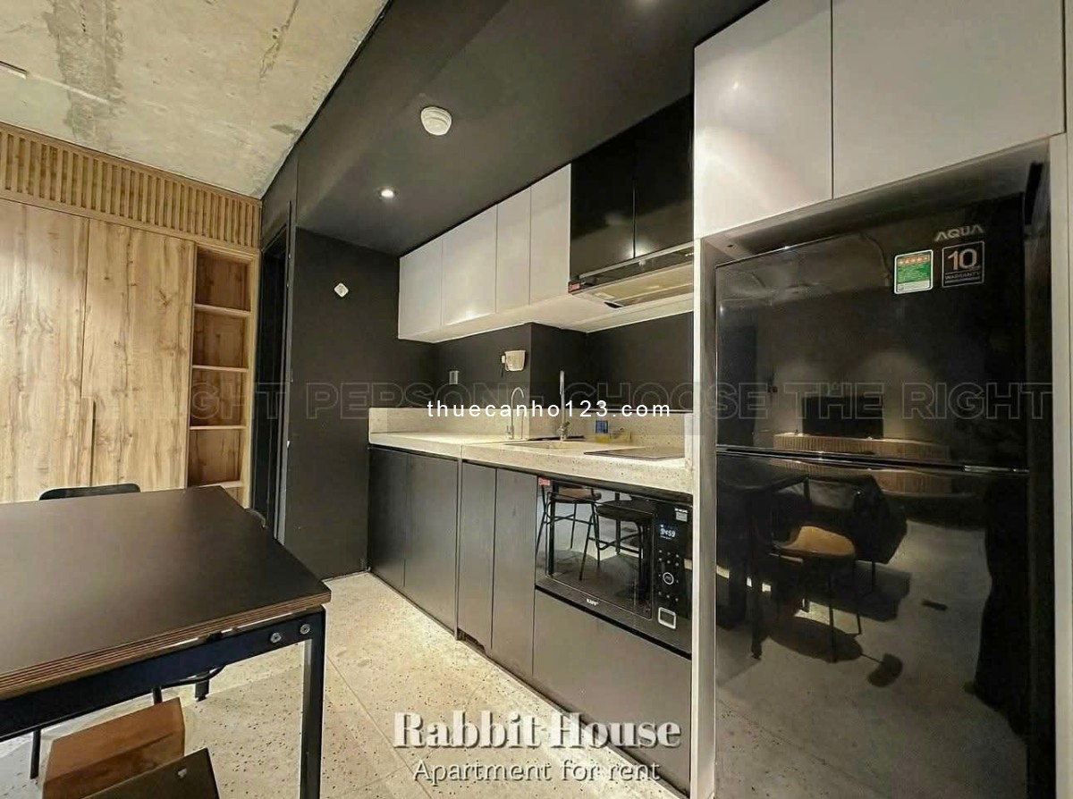 Cho thuê căn hộ 1 phòng ngủ, Bạch Đằng, Phường 2, Tân Bình, gần sân bay