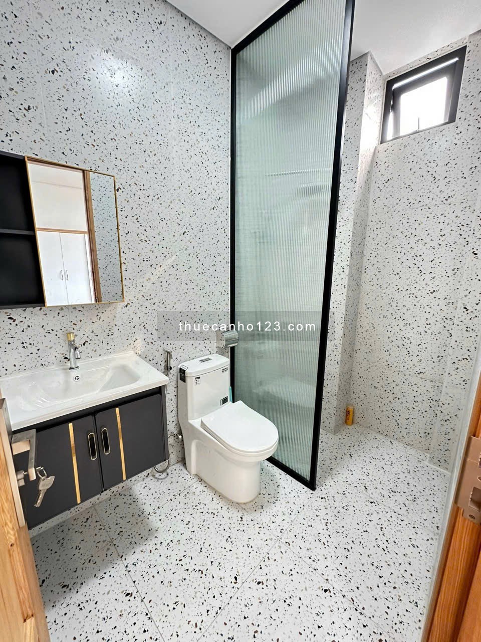 Phòng studio cửa sổ trời, full nội thất, giá tốt – Gần cầu Công Lý, Quận 3!