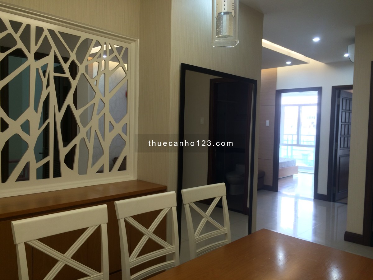 Cho thuê căn hộ Him Lam Riverside Quận 7, 100m, 2pn +, 2wc, có nội thất, giá 15 triệu