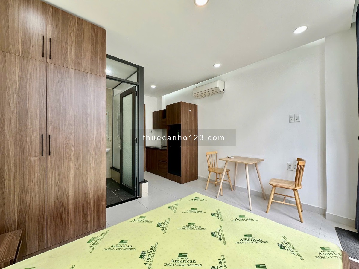 Phòng CHDV studio, ban công, cửa sổ trời – Gần BV Răng Hàm Mặt, Quận 1