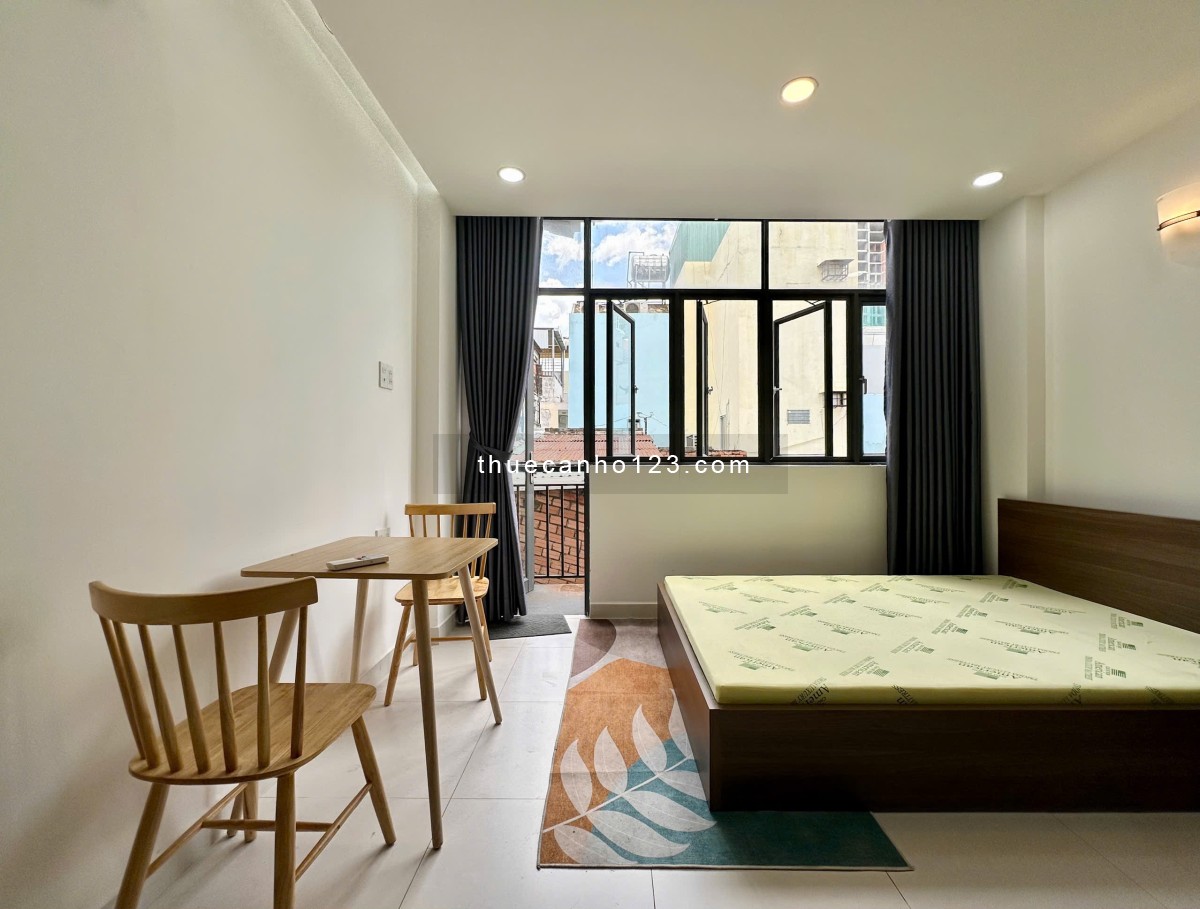 Phòng CHDV studio, ban công, cửa sổ trời – Gần BV Răng Hàm Mặt, Quận 1