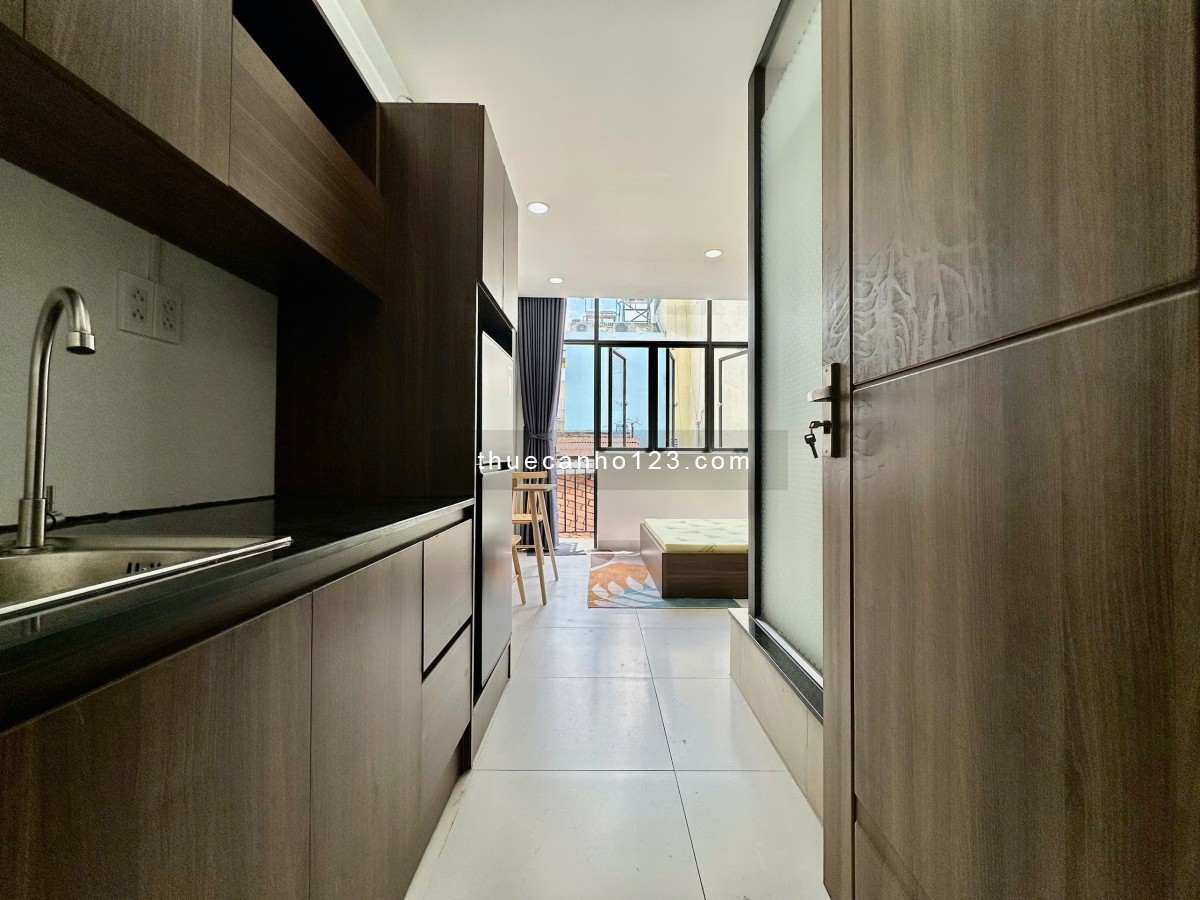 Phòng CHDV studio, ban công, cửa sổ trời – Gần BV Răng Hàm Mặt, Quận 1